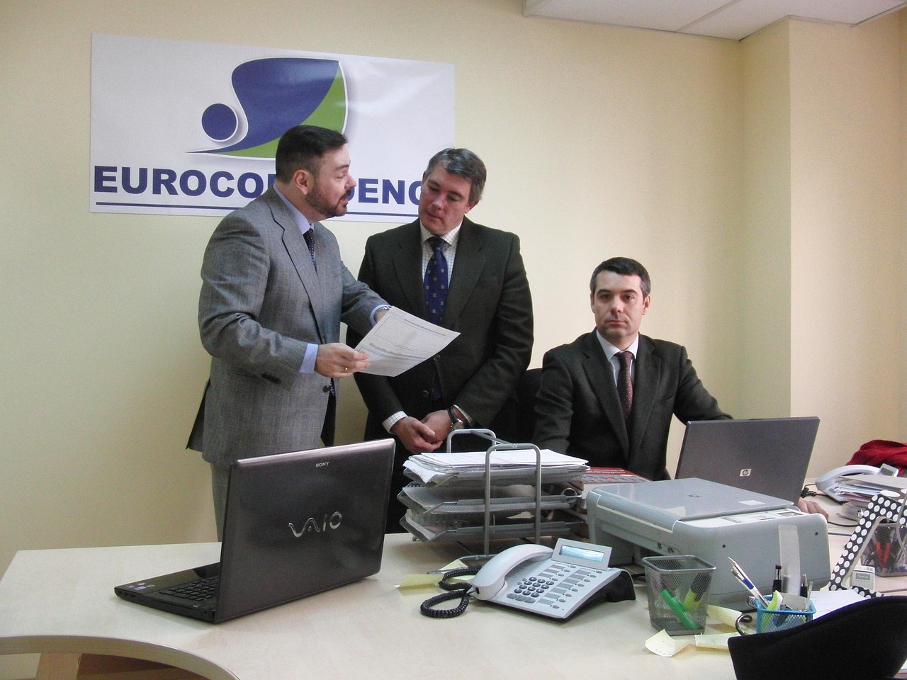 من الصفر إلى البطل: استراتيجيات التسويق الإلكتروني التي تضاعف مبيعاتك